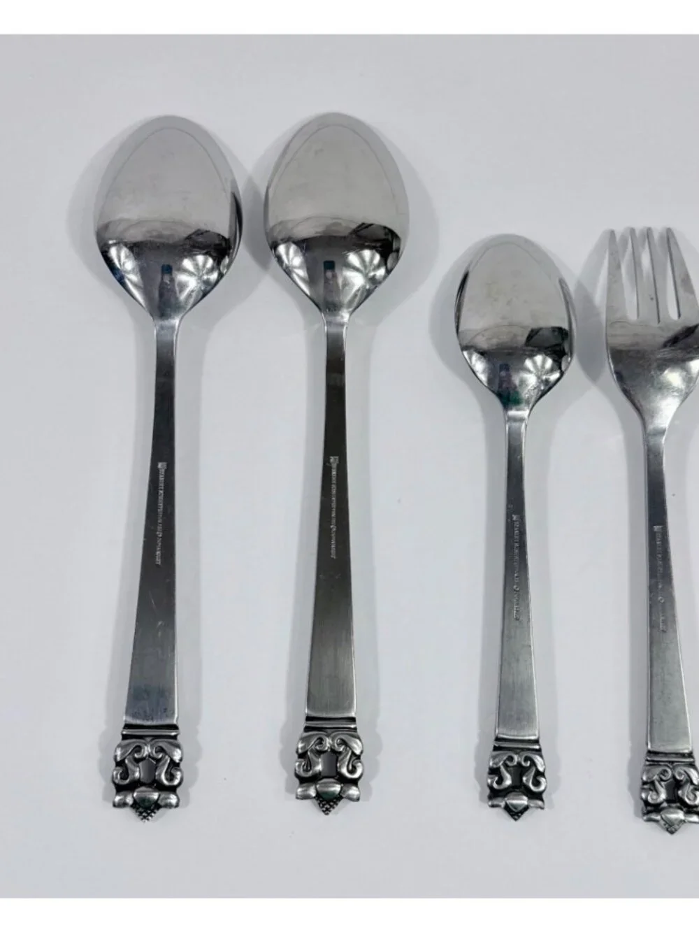 Stanley Roberts Rogers MARQUESA SCROLL Stainless Flatware Replacement Ornate Han